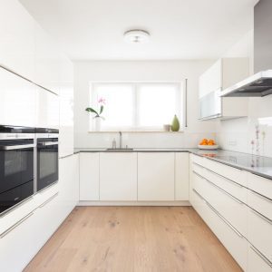 como amueblar cocina dos paredes