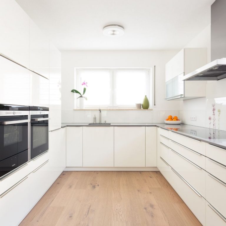como amueblar cocina dos paredes