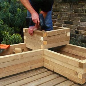 hacer jardinera de madera casera