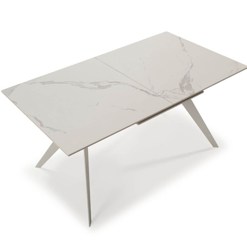 Mesa extensible de cerámica y metal blanca